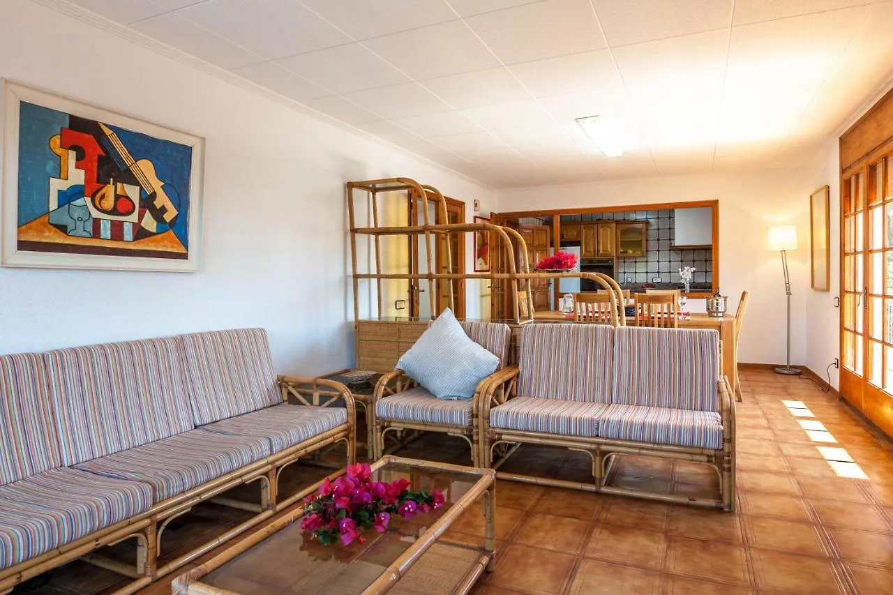 Villa Ramon L' Escala 0*,